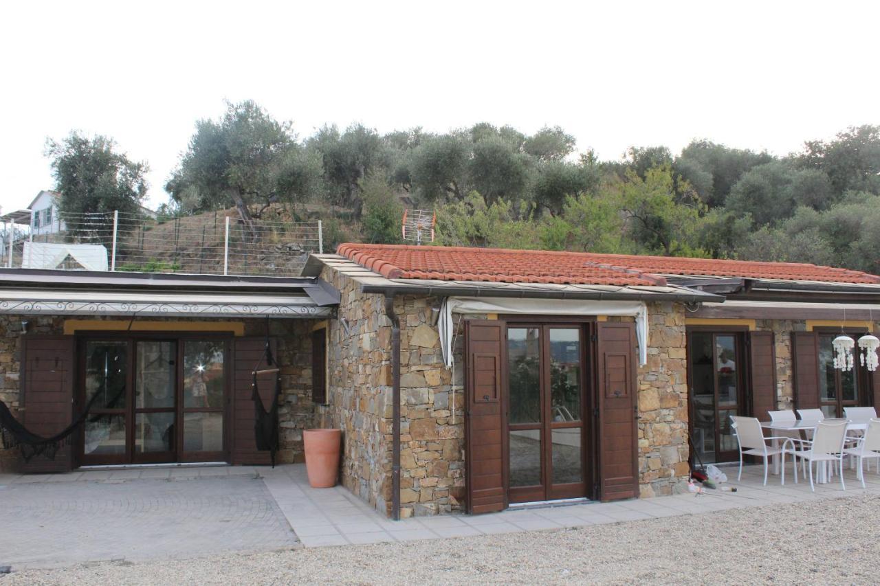 Villa Clicla - Pool, Sea,Hommock Swing And Laziness Imperia Exterior foto